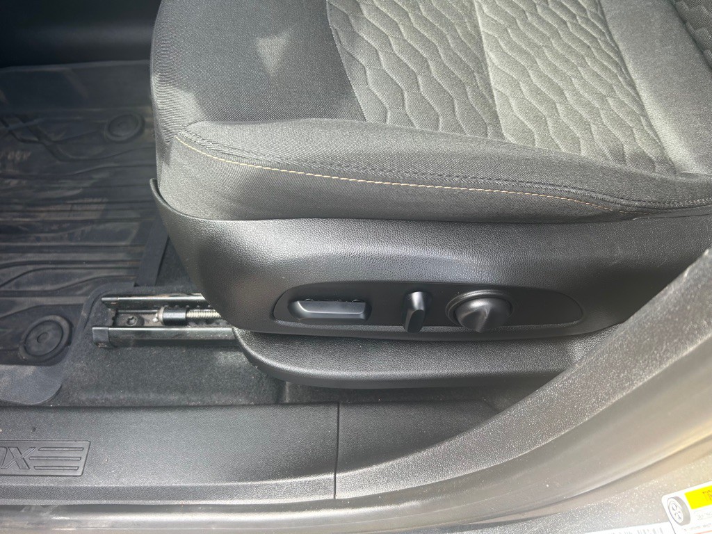 2019 Chevrolet Equinox Image 13