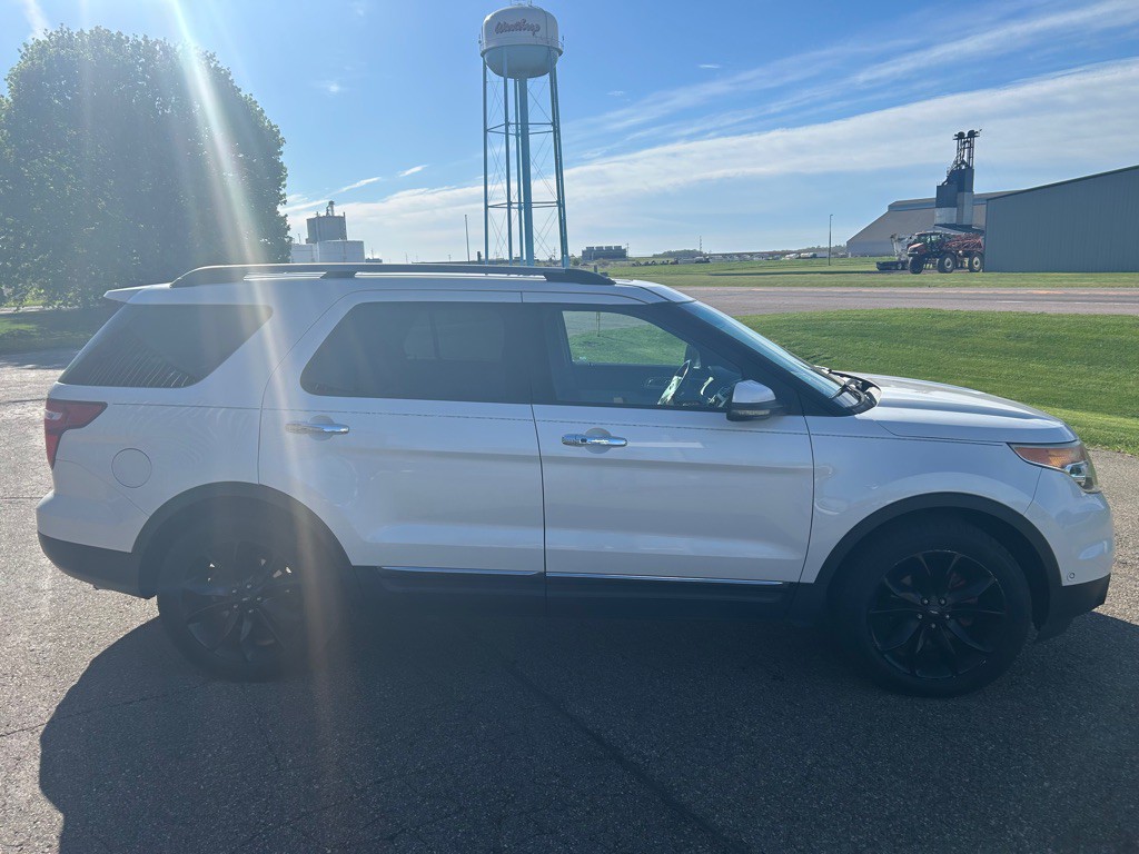2012 Ford Explorer Image 3