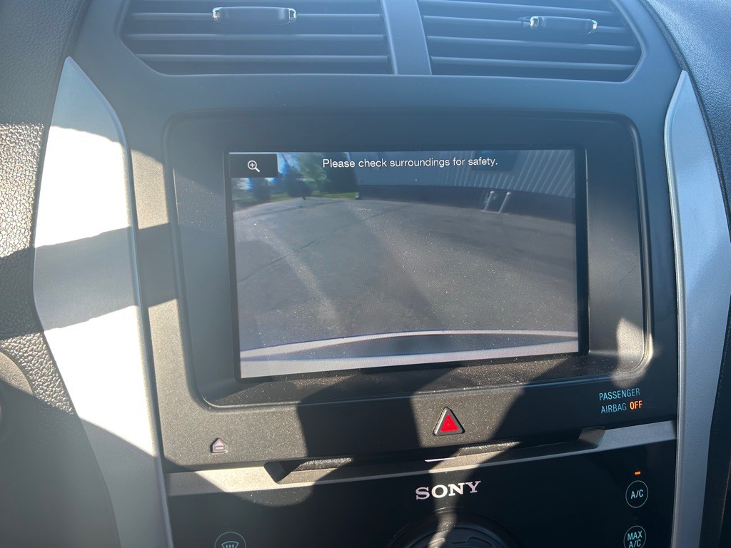 2012 Ford Explorer Image 20