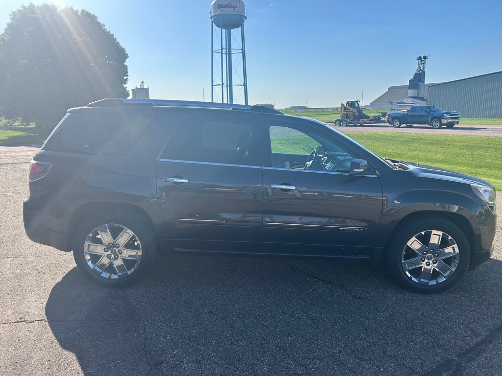 2015 GMC Acadia Image 3