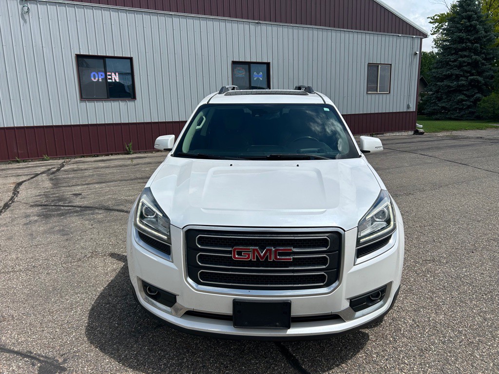 2017 GMC Acadia Image 2