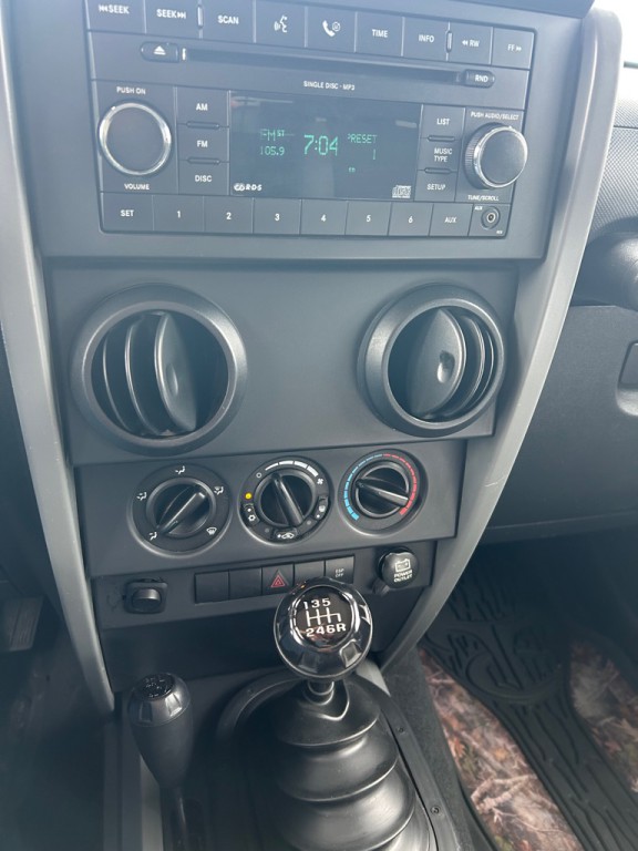 2007 Jeep Wrangler Image 14