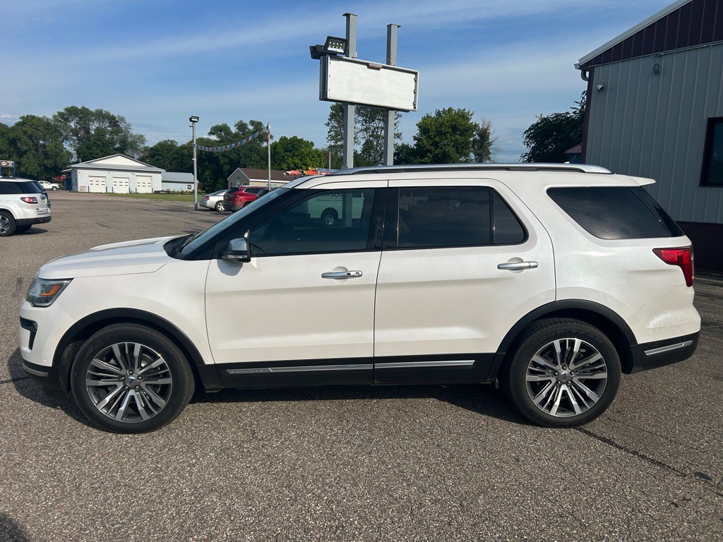 2018 Ford Explorer Image 1
