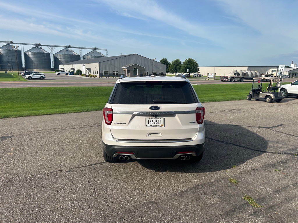 2018 Ford Explorer Image 3