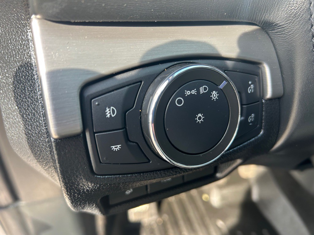 2018 Ford Explorer Image 15