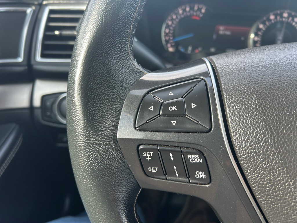 2018 Ford Explorer Image 16