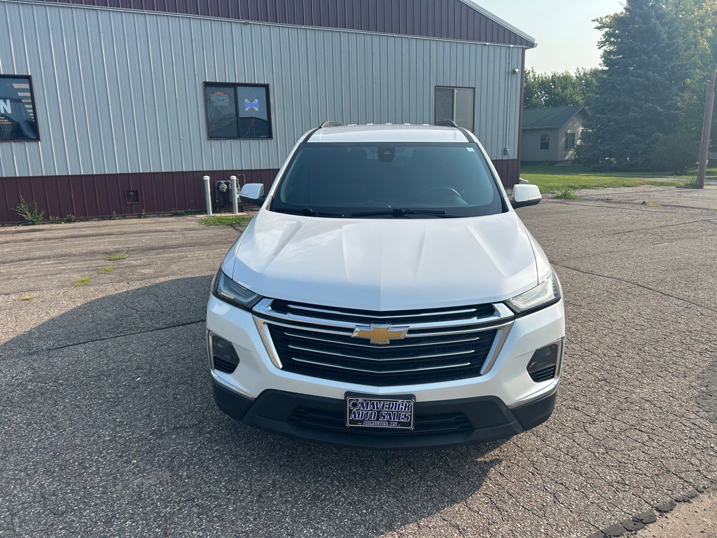 2022 Chevrolet Traverse Image 2