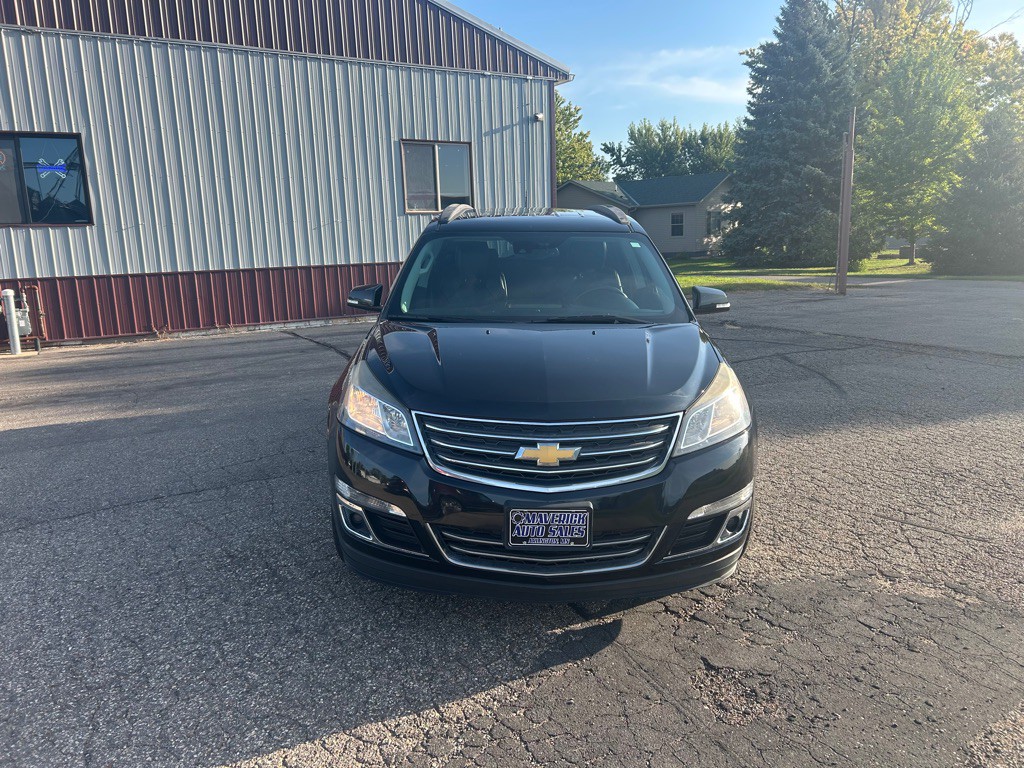 2014 Chevrolet Traverse Image 2