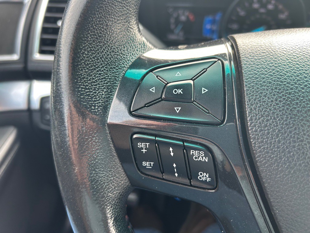 2017 Ford Explorer Image 20