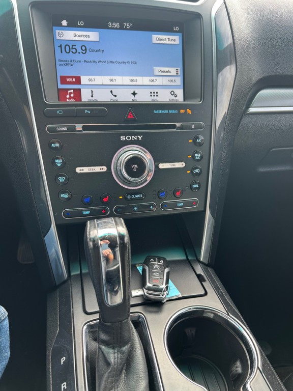 2017 Ford Explorer Image 26