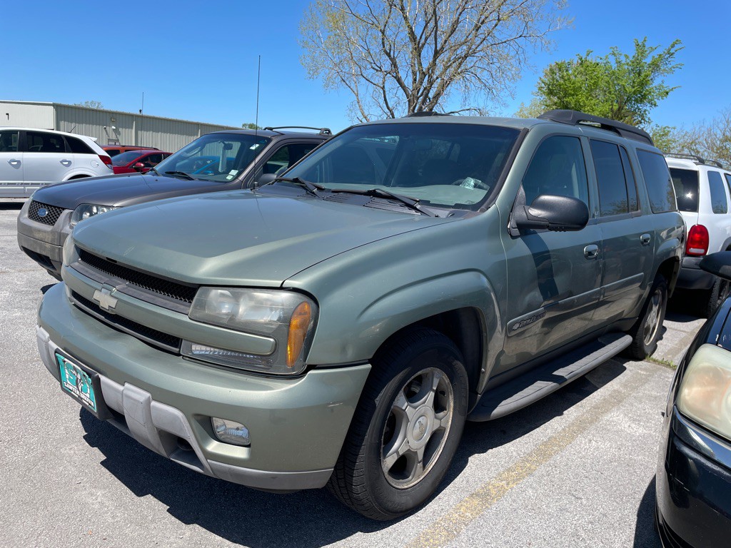 2004 Chevrolet Trailblazer Image 1