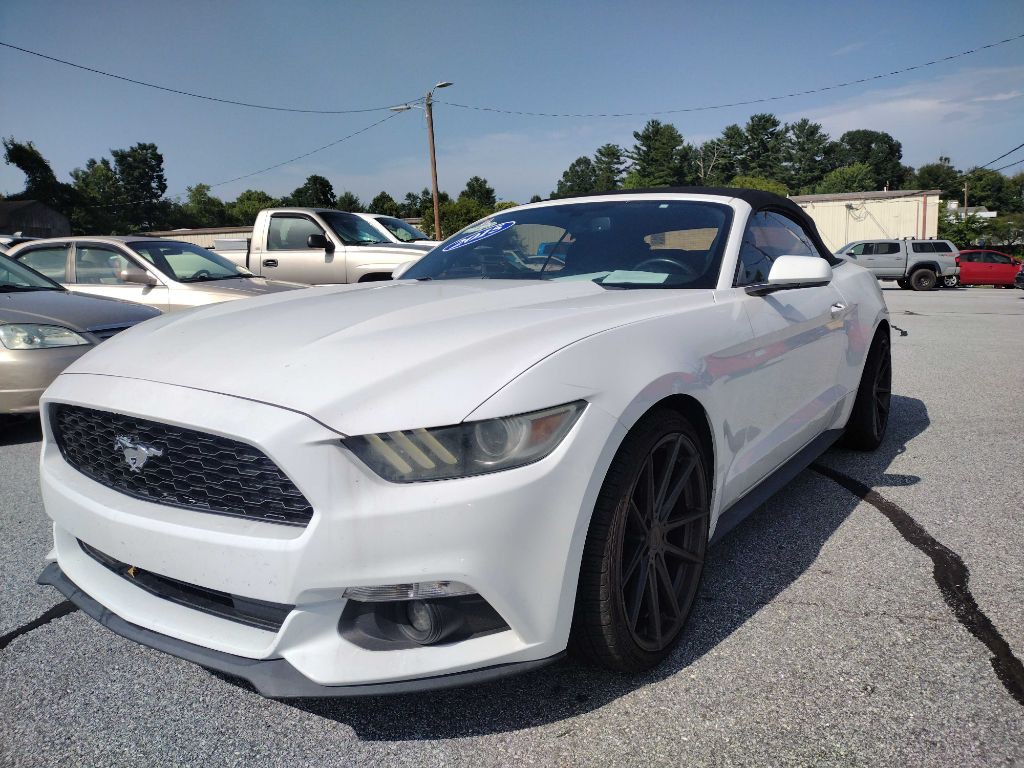 2015 Ford Mustang Image 2