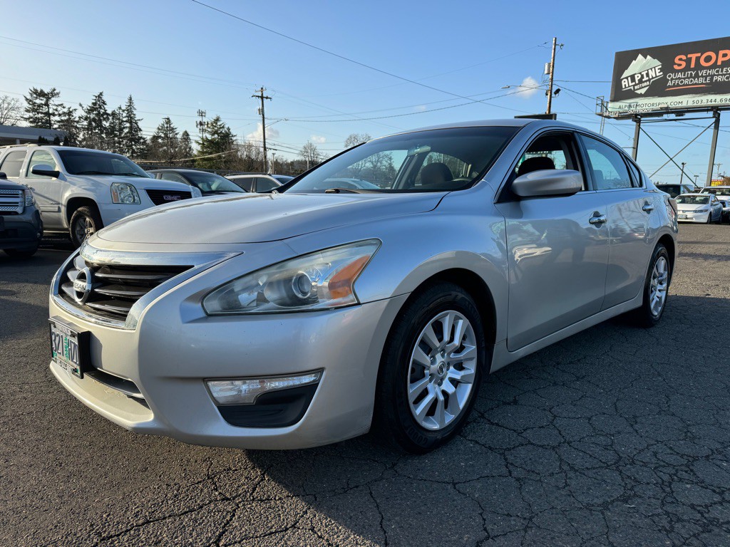 2014 Nissan Altima Image 1