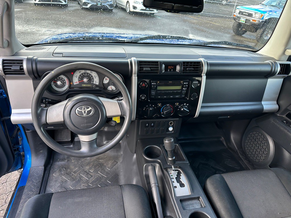 2010 Toyota FJ Cruiser Image 9