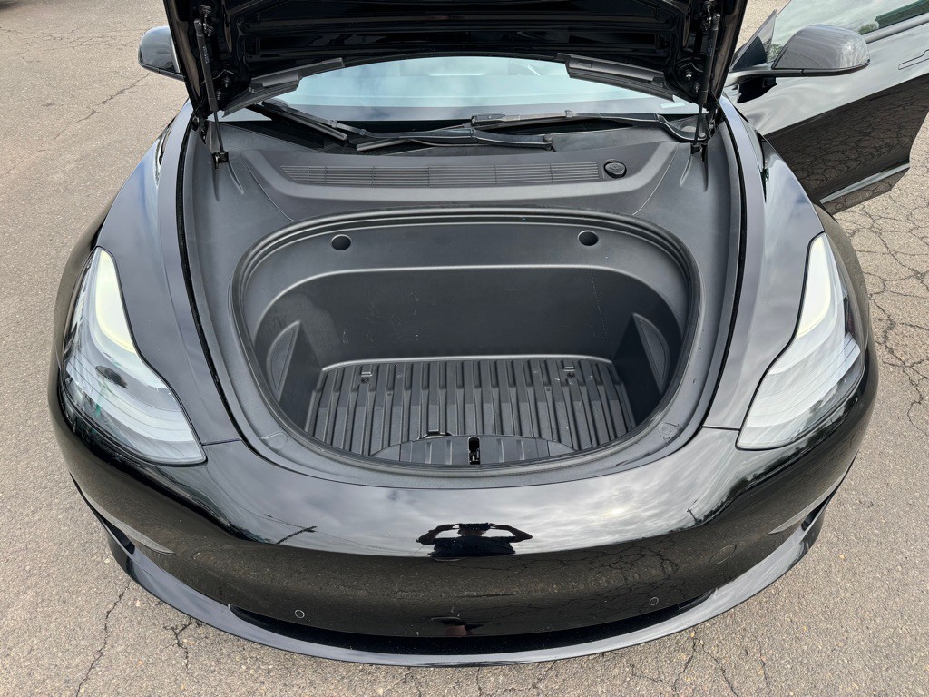 2022 Tesla Model 3 Image 11