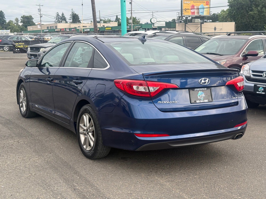 2015 Hyundai Sonata Image 4