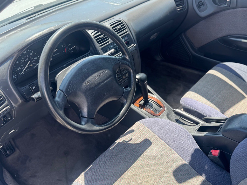 1996 Subaru Legacy Image 7