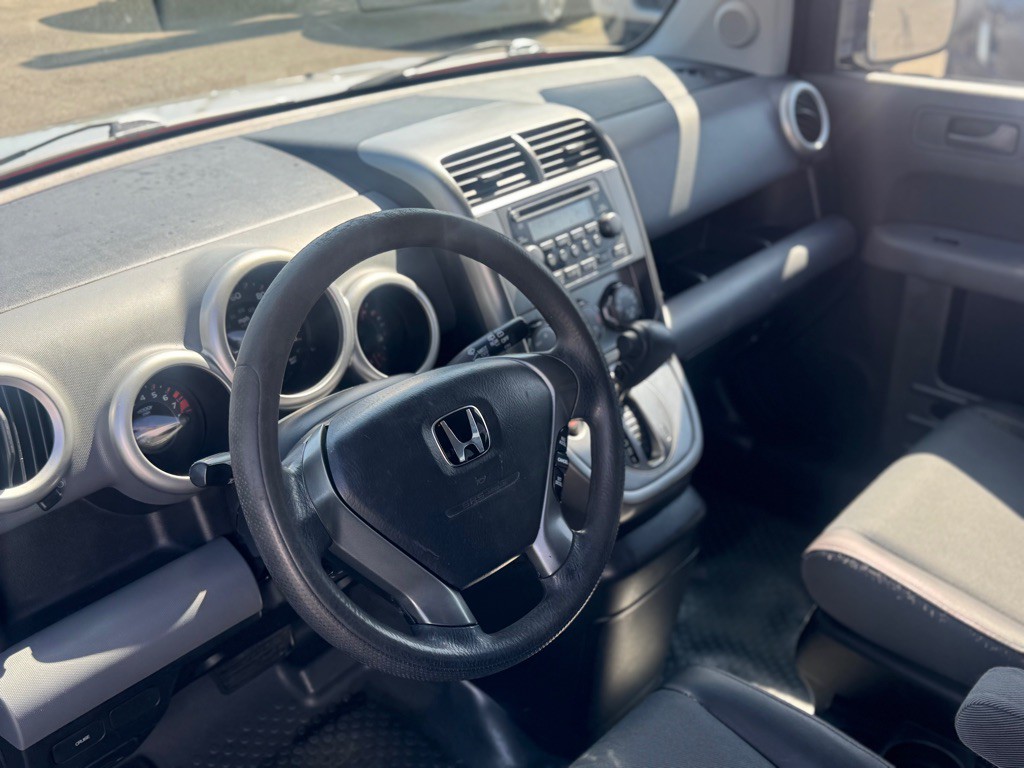 2004 Honda Element Image 6