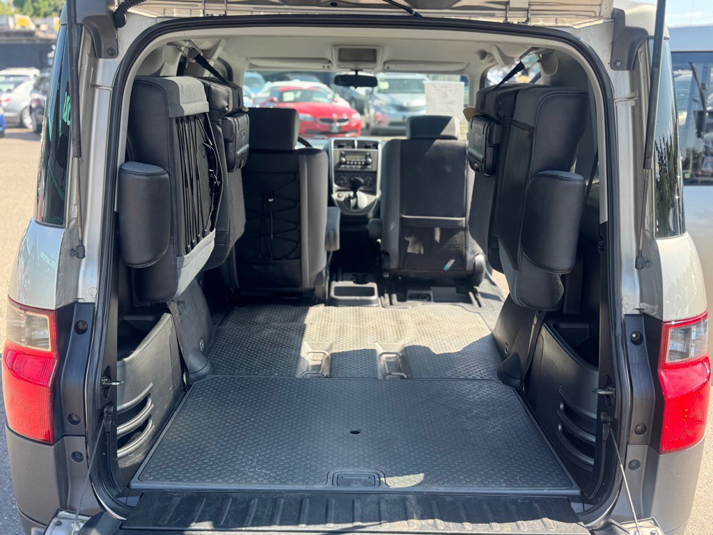 2004 Honda Element Image 9