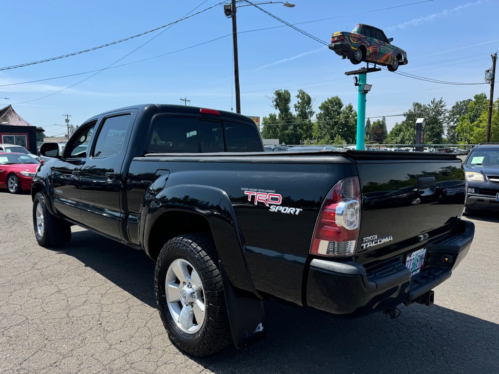 2013 Toyota Tacoma Image 2