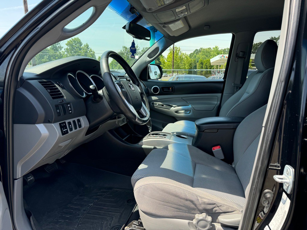 2013 Toyota Tacoma Image 7