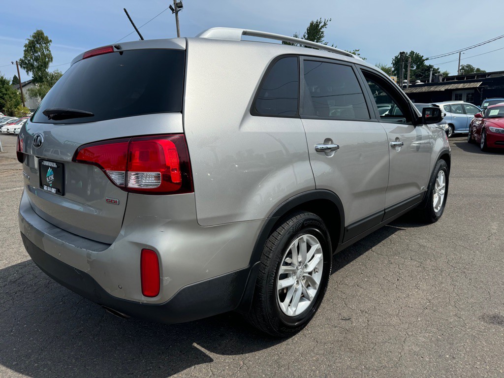 2014 Kia Sorento Image 4