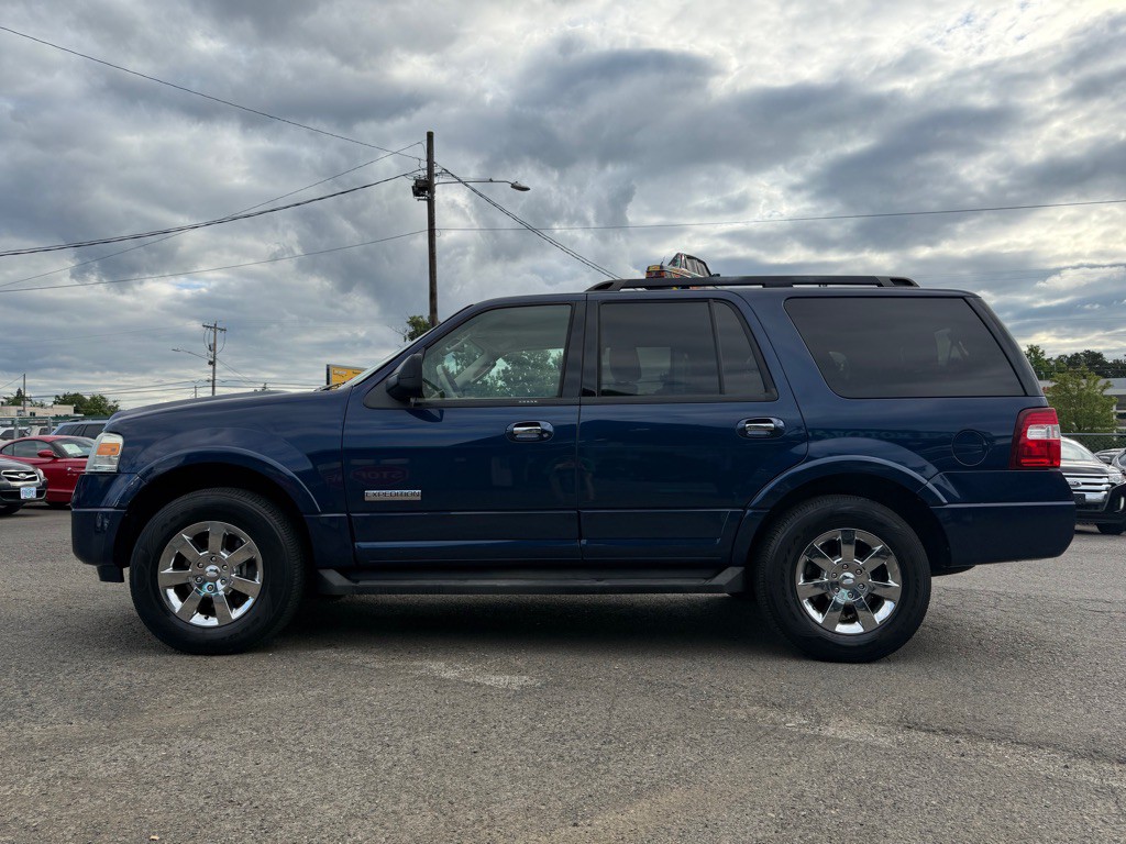 2008 Ford Expedition Image 2