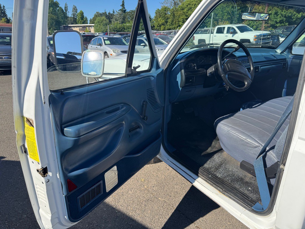 1997 Ford F-350 Image 8