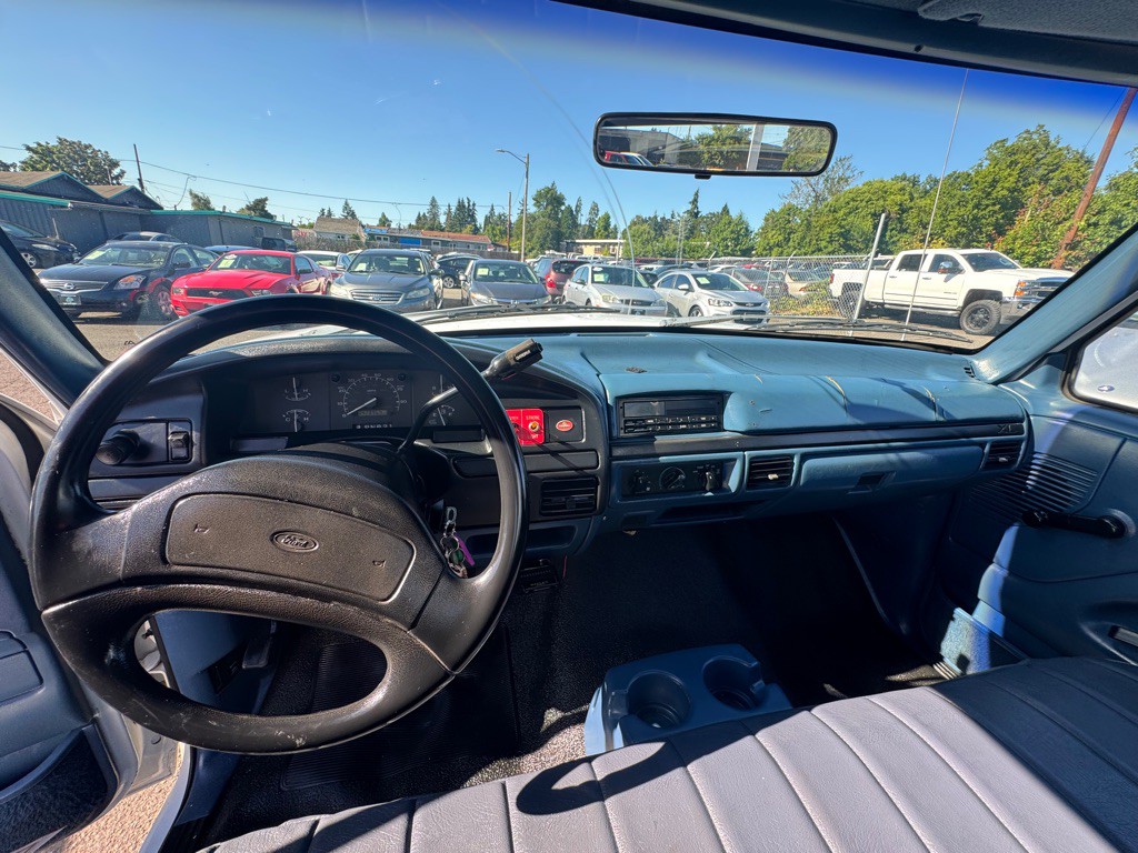 1997 Ford F-350 Image 10
