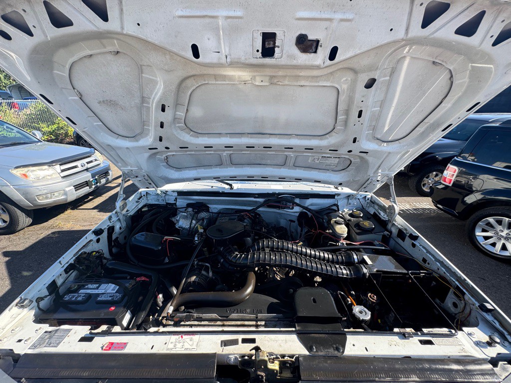1997 Ford F-350 Image 11