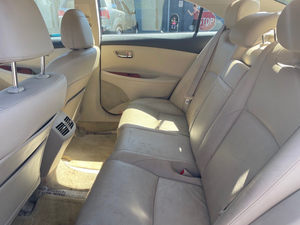 2007 Lexus ES Image 8