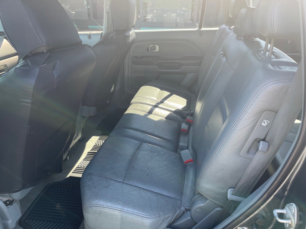 2004 Honda Pilot Image 9