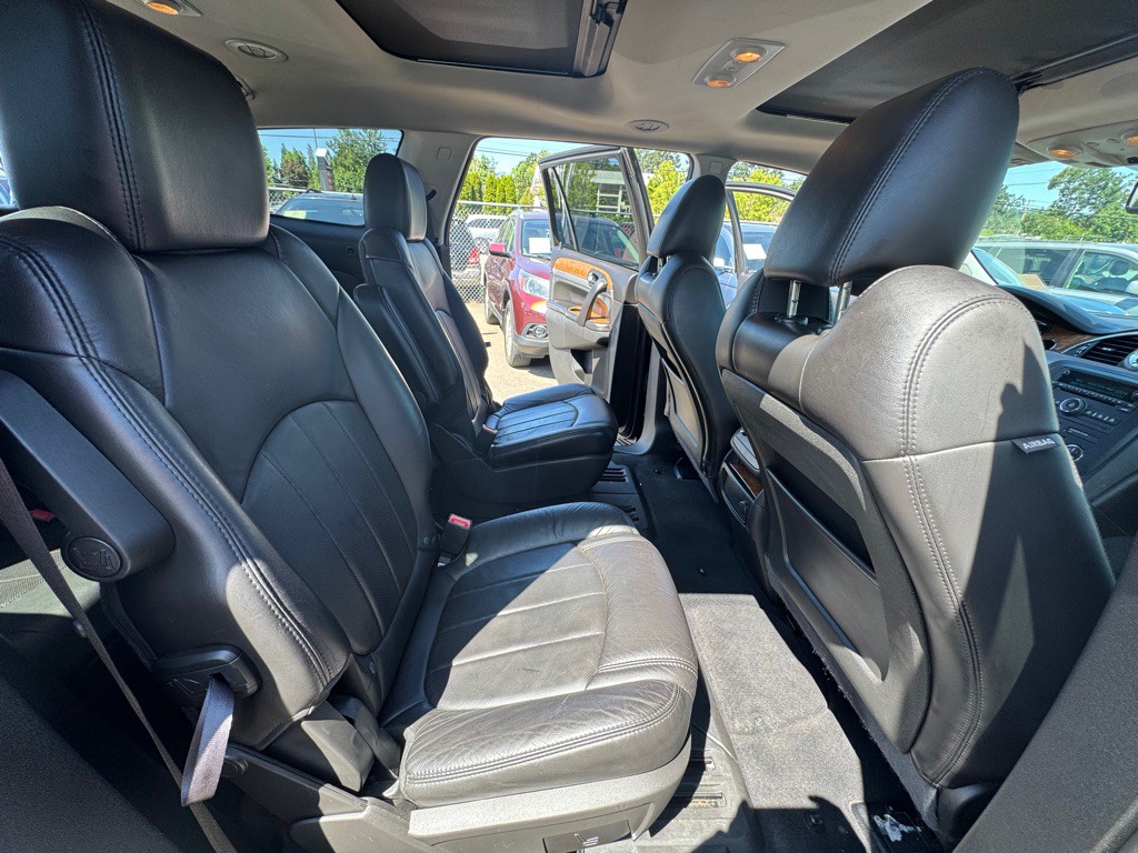 2012 Buick Enclave Image 12