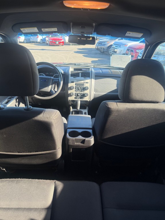 2010 Ford Escape Image 6