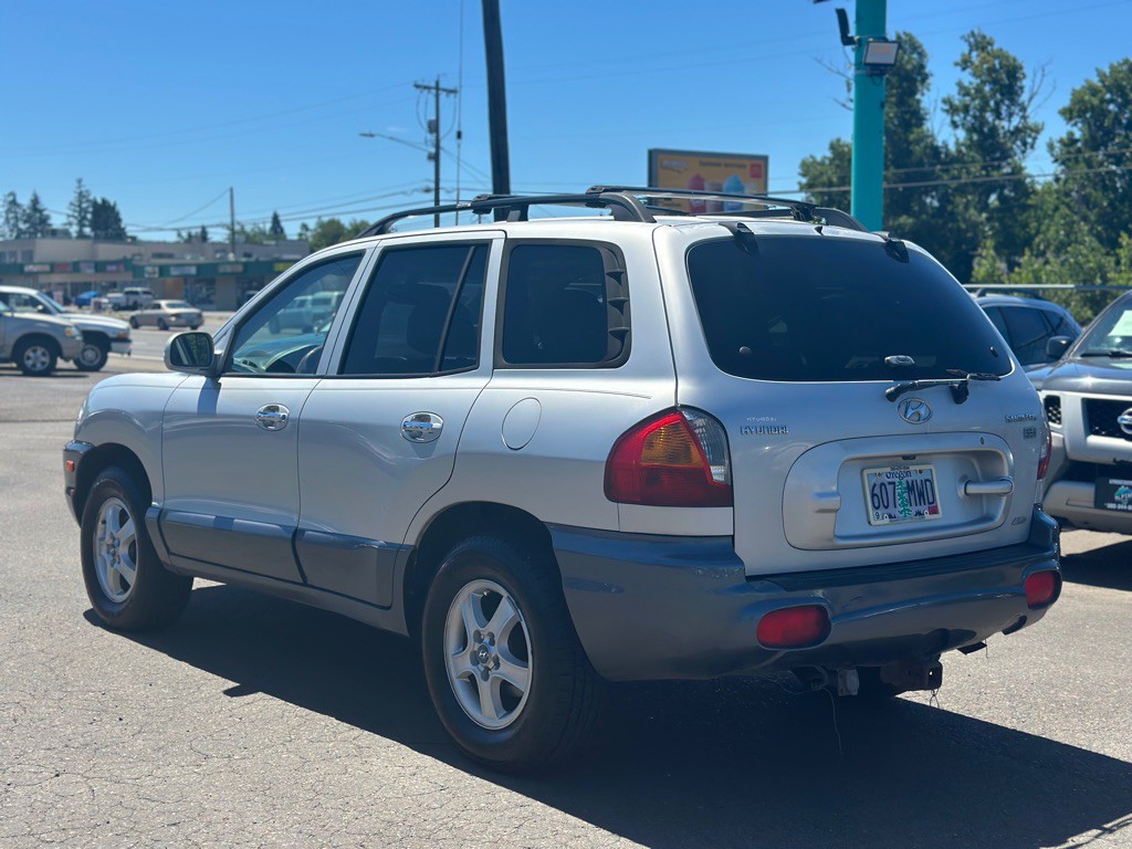 2004 Hyundai Santa Fe Image 2