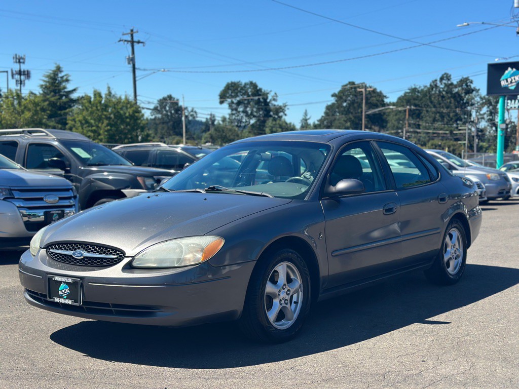 2002 Ford Taurus Image 1