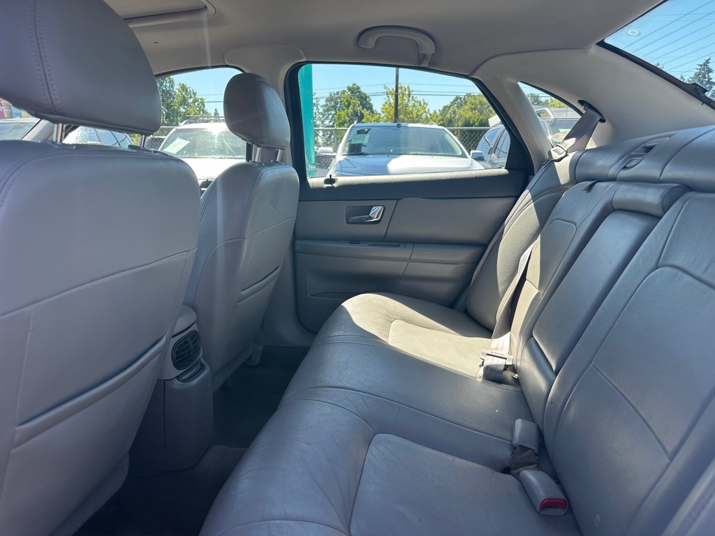 2002 Ford Taurus Image 8