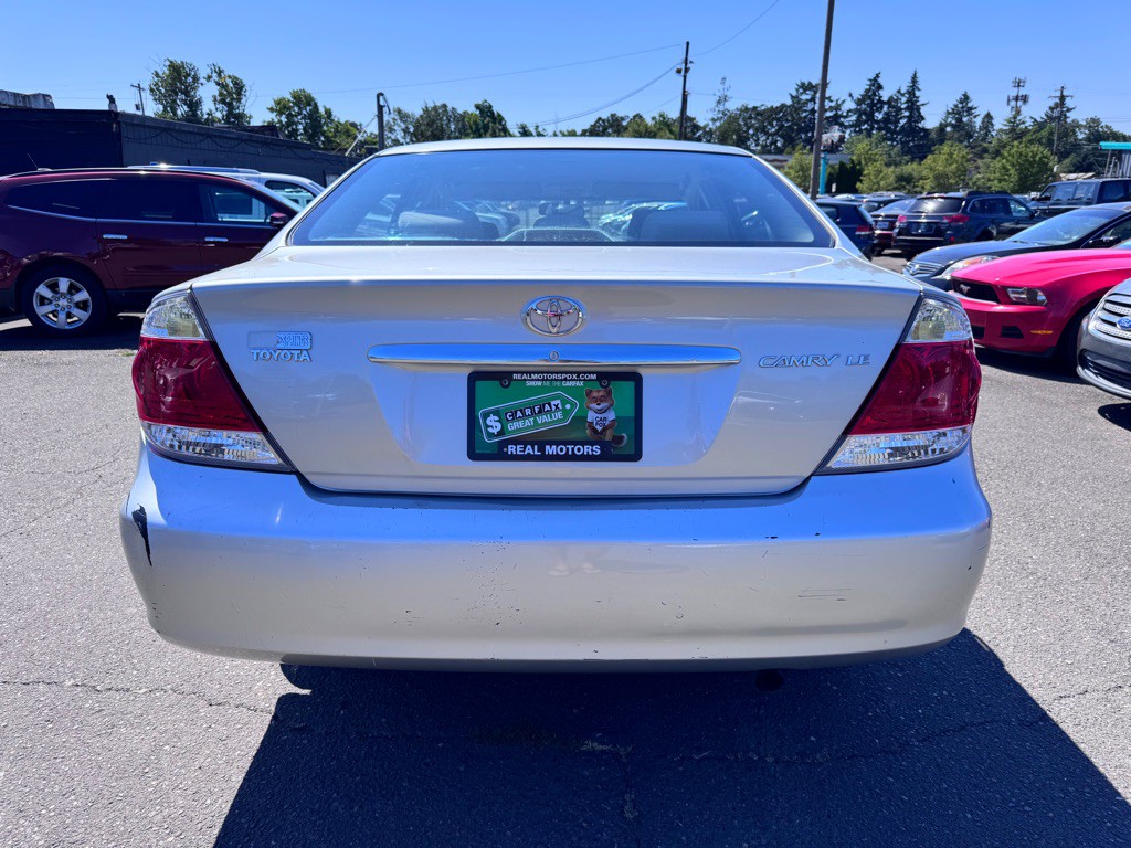 2005 Toyota Camry Image 4