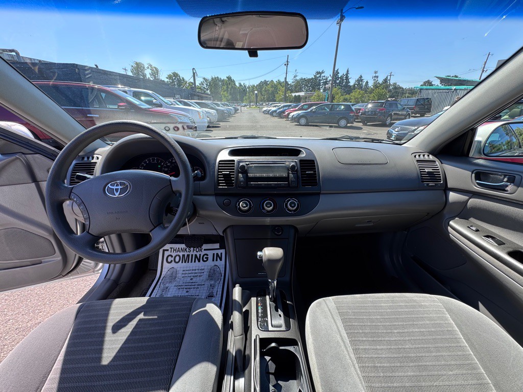 2005 Toyota Camry Image 13