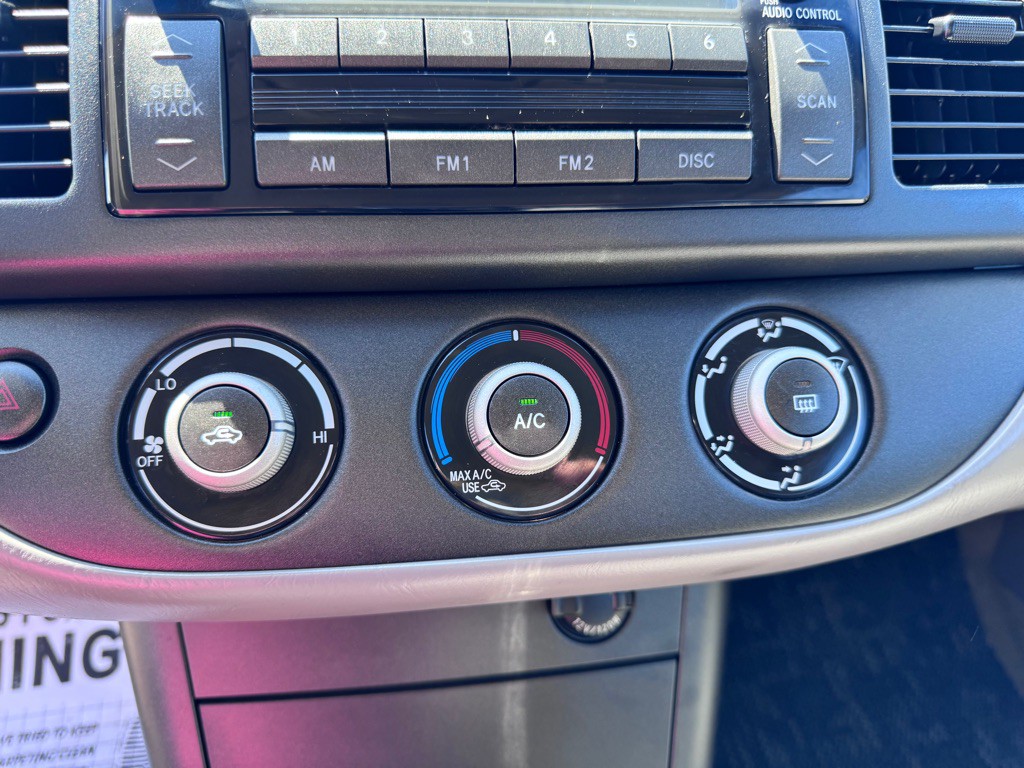 2005 Toyota Camry Image 18