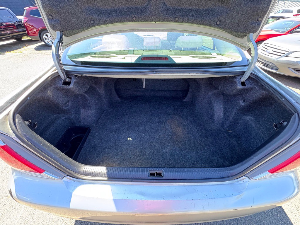 2005 Toyota Camry Image 23