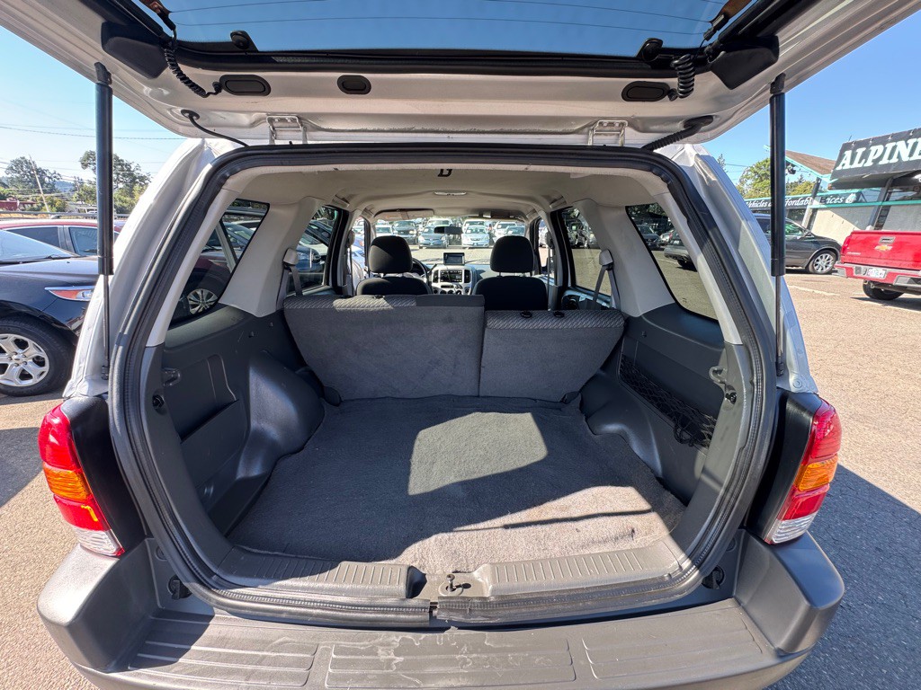 2003 Ford Escape Image 11