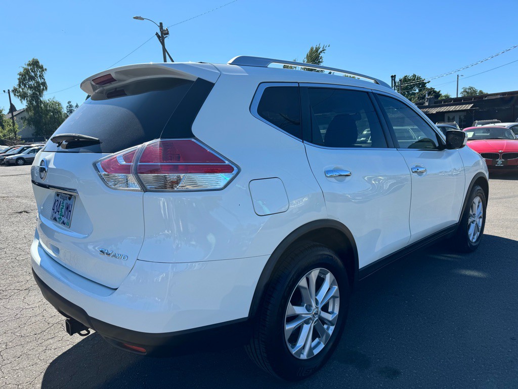 2016 Nissan Rogue Image 4