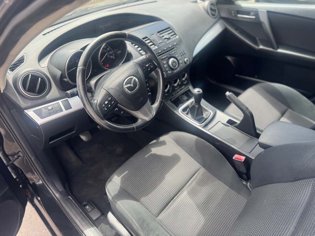 2012 Mazda Mazda3 Image 6