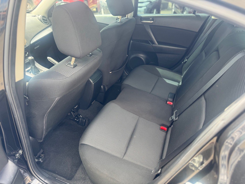 2012 Mazda Mazda3 Image 7