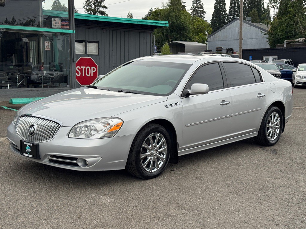 2010 Buick Lucerne Image 1