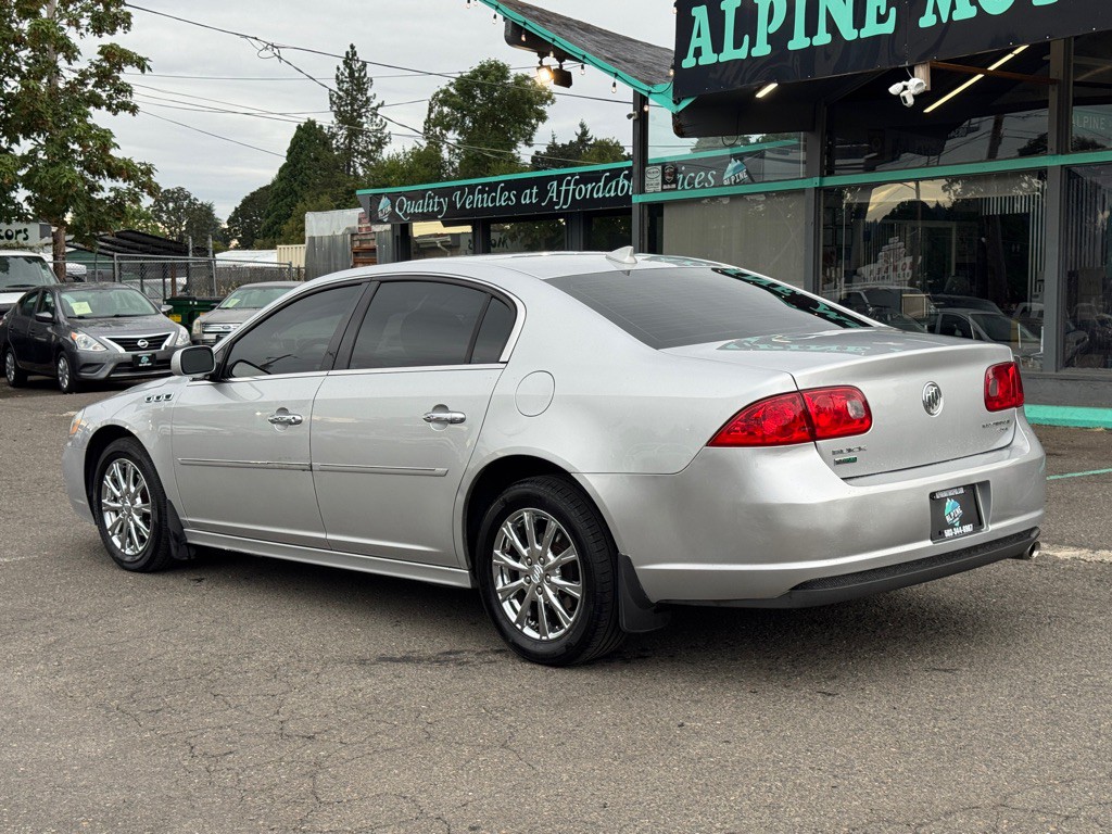 2010 Buick Lucerne Image 3