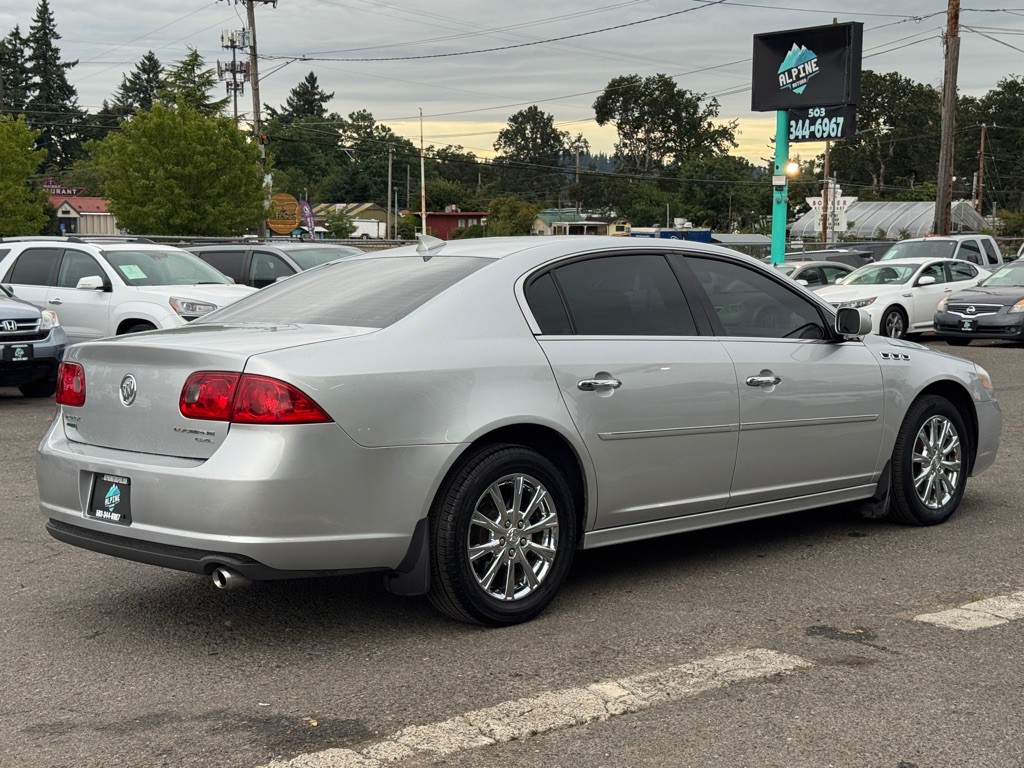2010 Buick Lucerne Image 5