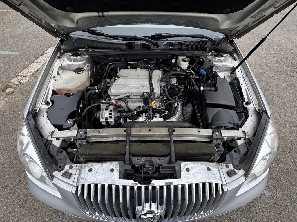 2010 Buick Lucerne Image 20