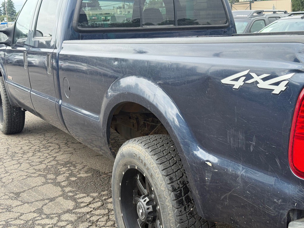 2004 Ford F-250 Image 8